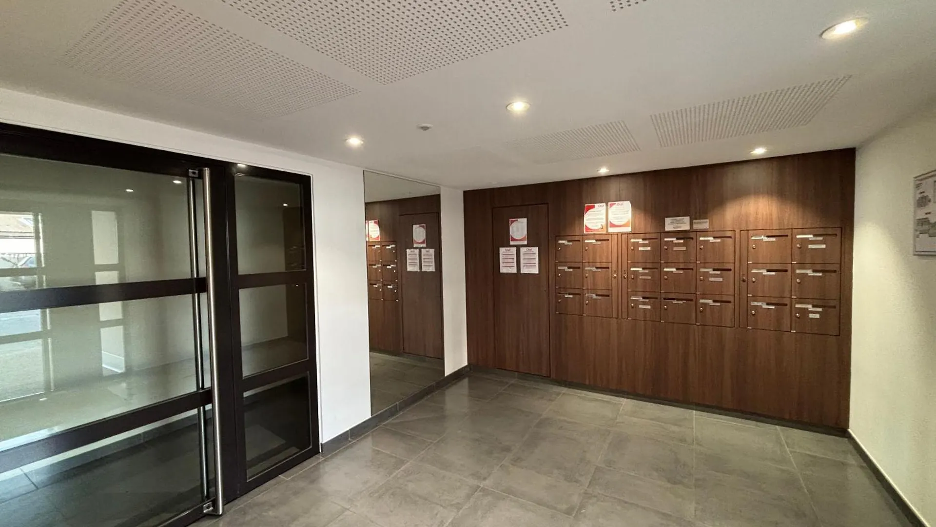 아파트 Proche Geneve - Cosy Appartement Reignier-Esery